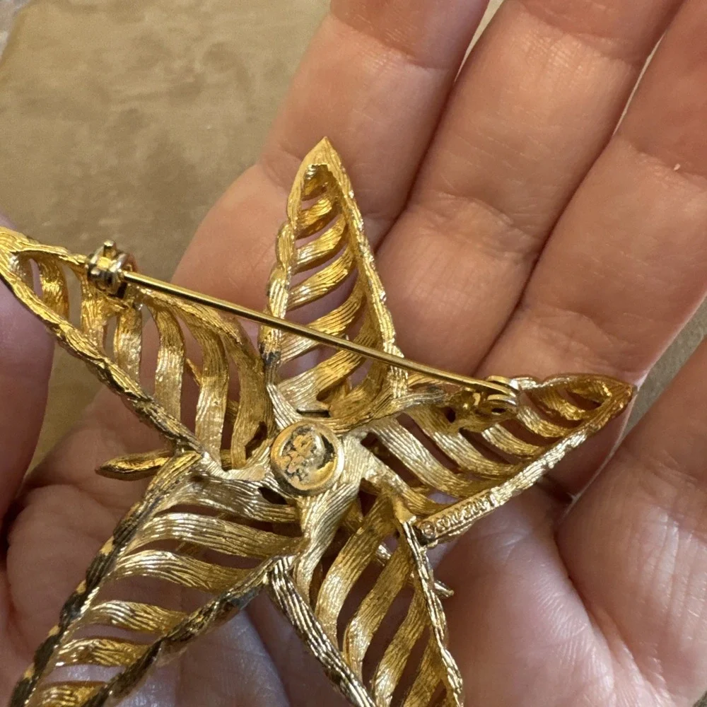 Coro Craft Vintage Gold Tone Large Starfish Star Brooch EUC Large
